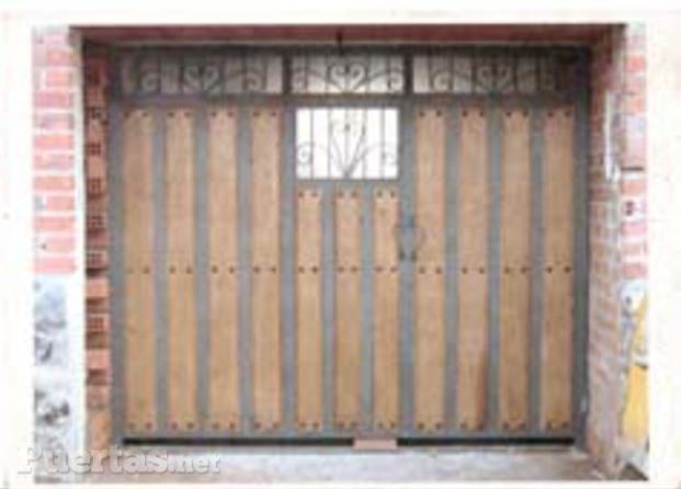 puerta-con-madera