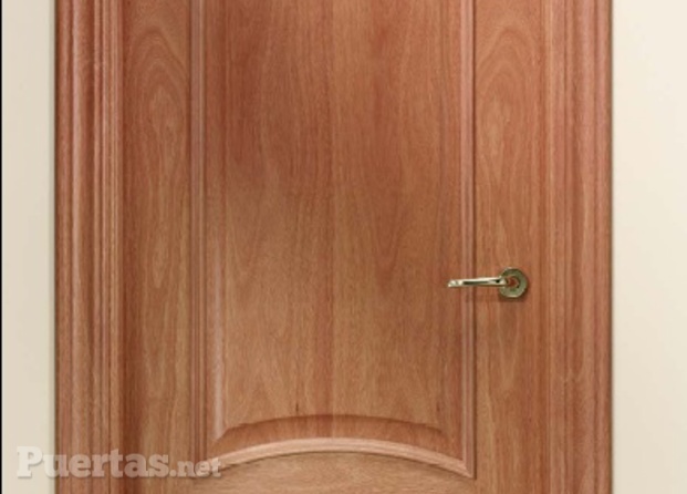 puerta en madera